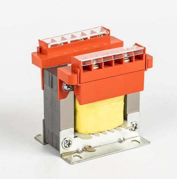 Waarom wordt Square Transformer veel gebruikt in regelcircuits en industriële automatisering?