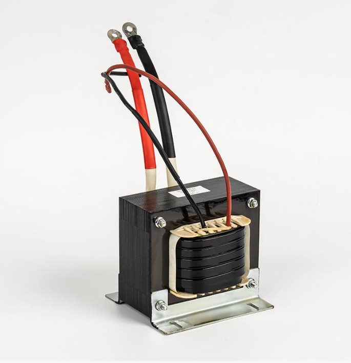 Voor welke industrieën of apparatuur zijn invertertransformatoren geschikt?