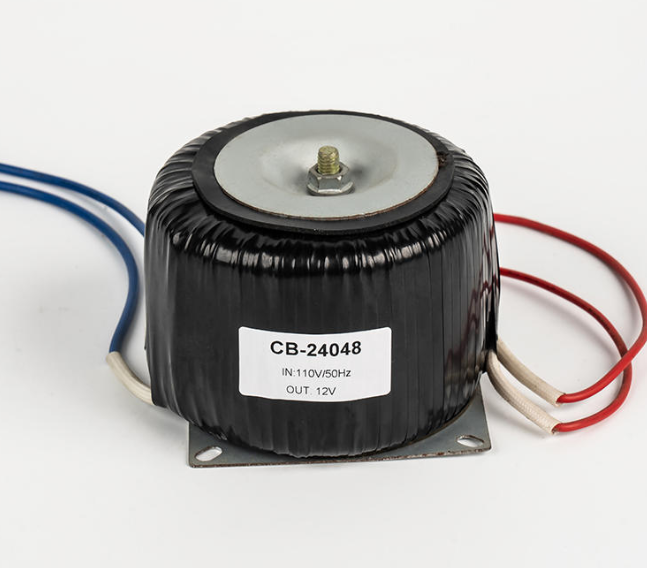 Hoe belangrijk is een laagfrequente ringkerntransformator voor de stabiliteit van de stroomvoorziening?